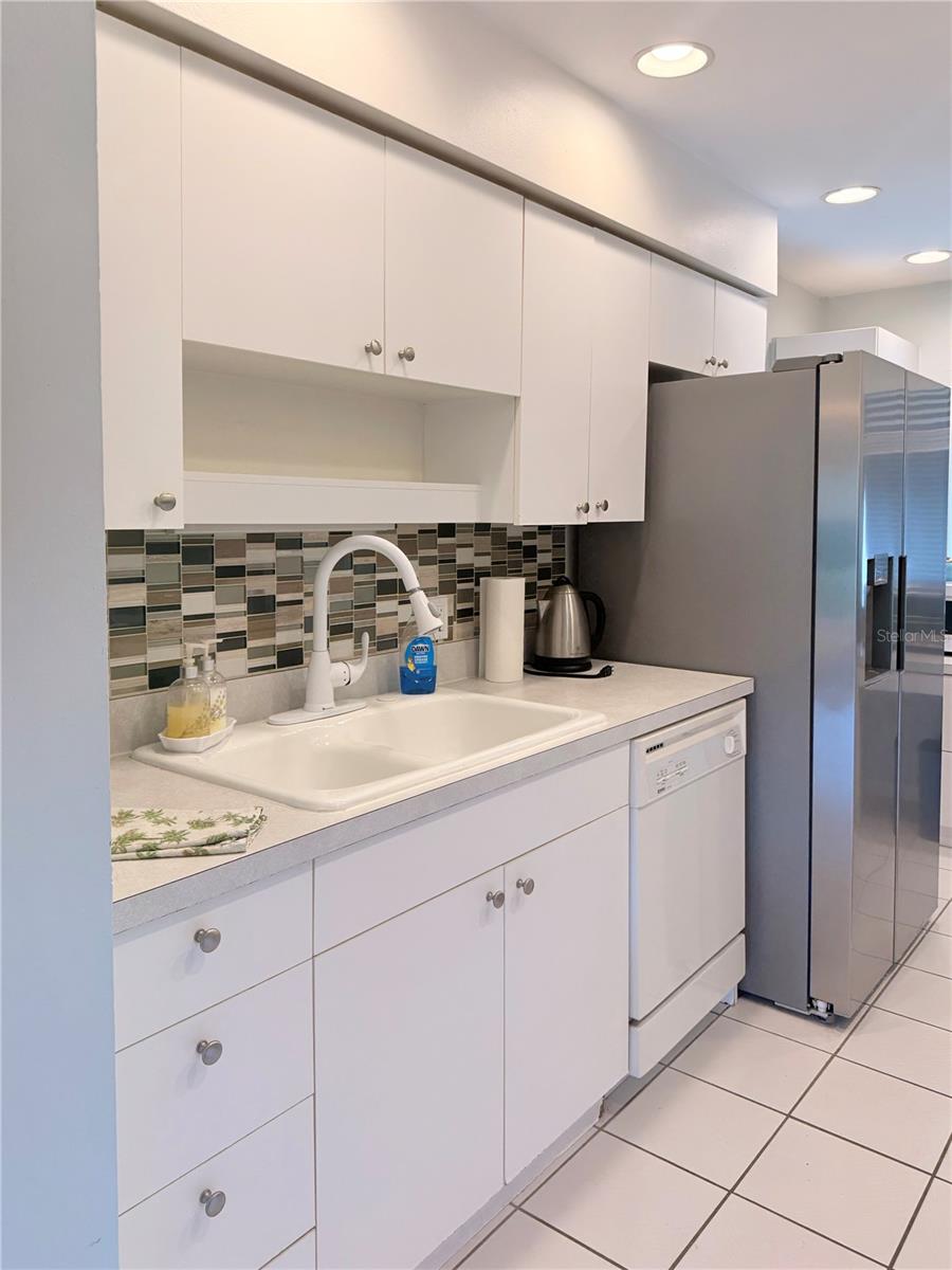 LONGWATER CHASE - Residential Lease
