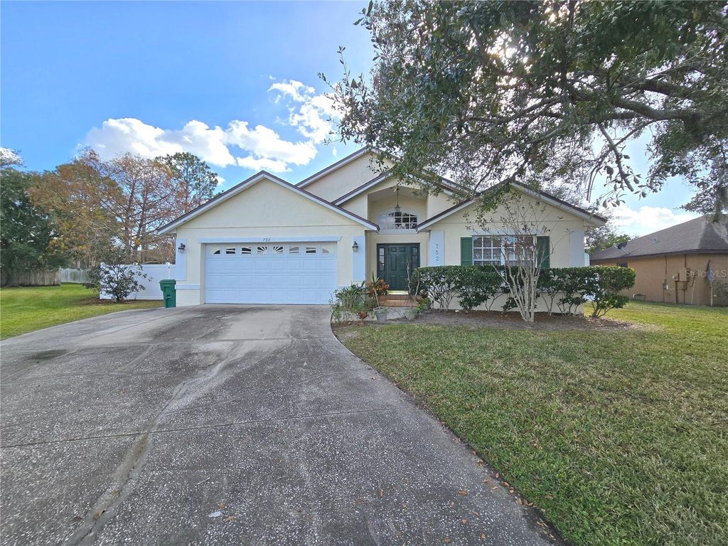 Photo of 752 Citrus Cove Drive, Winter Garden, FL 34787 (MLS # O6377190)