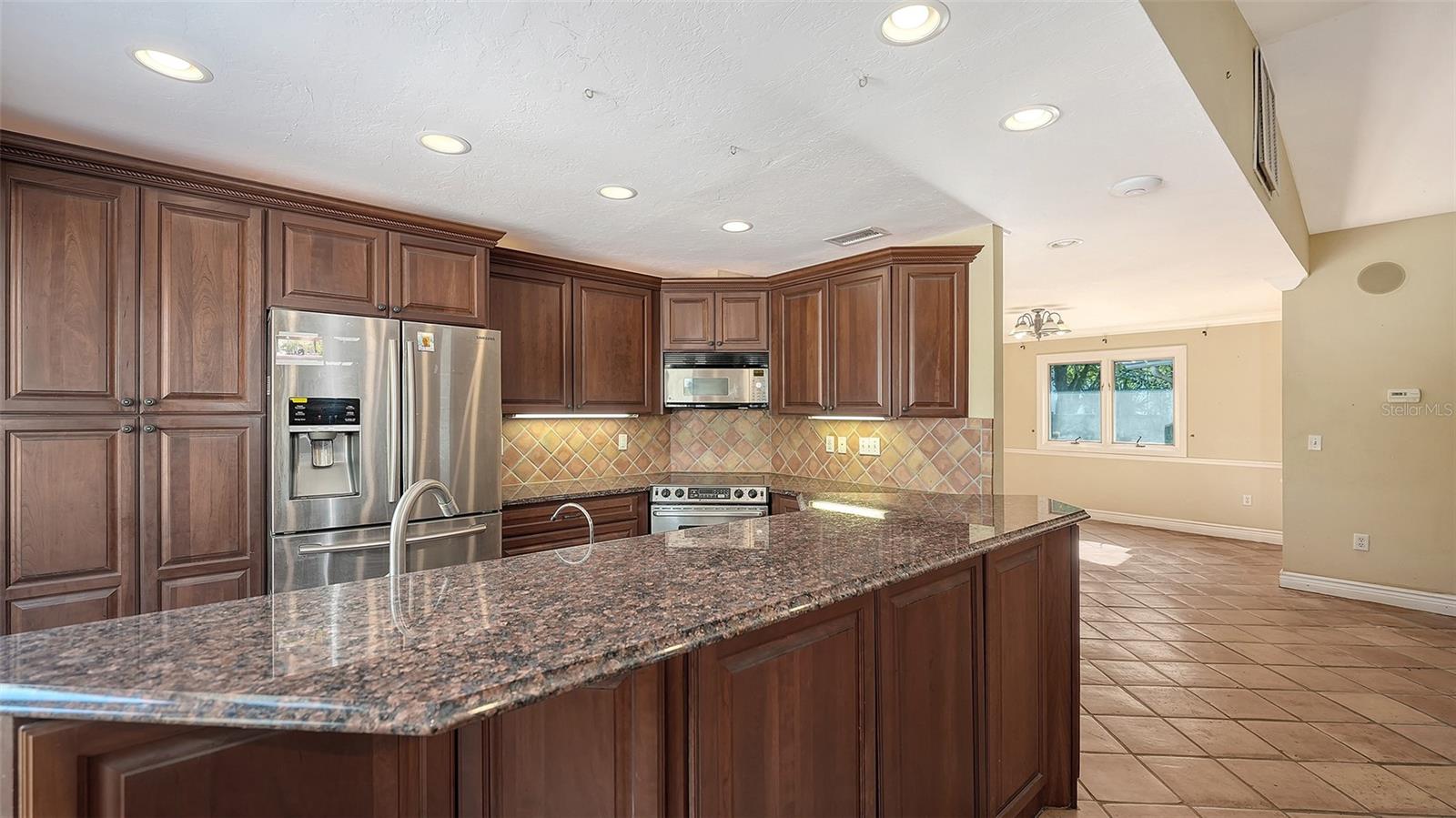 ACREAGE & UNREC - Residential