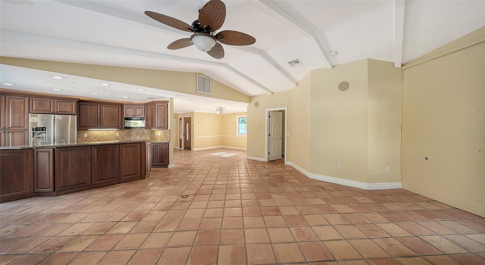 ACREAGE & UNREC - Residential