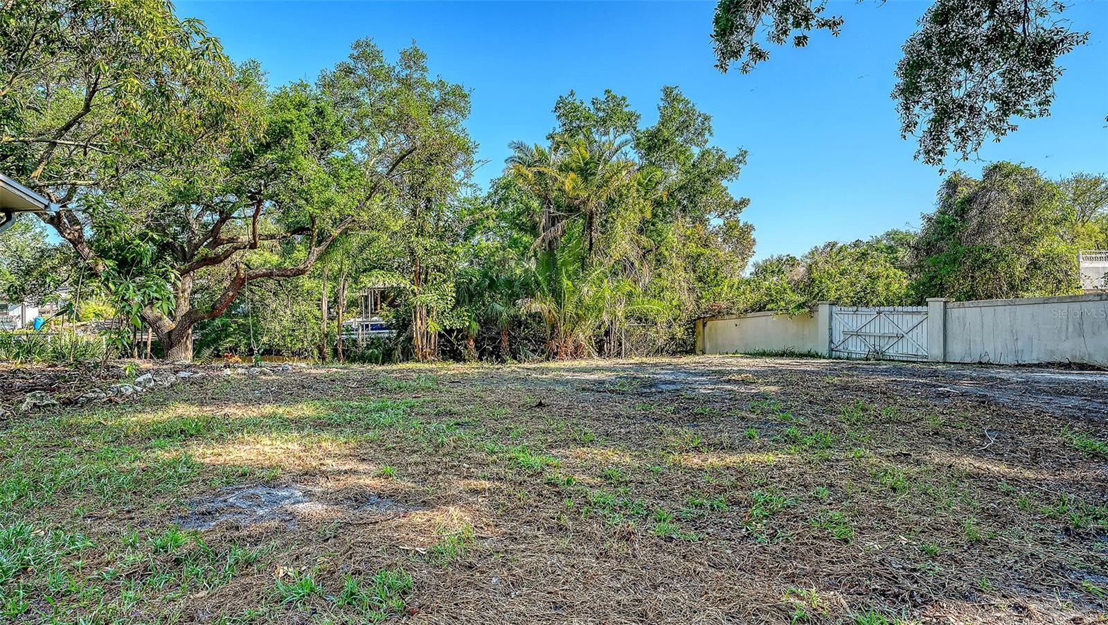 ACREAGE & UNREC - Residential