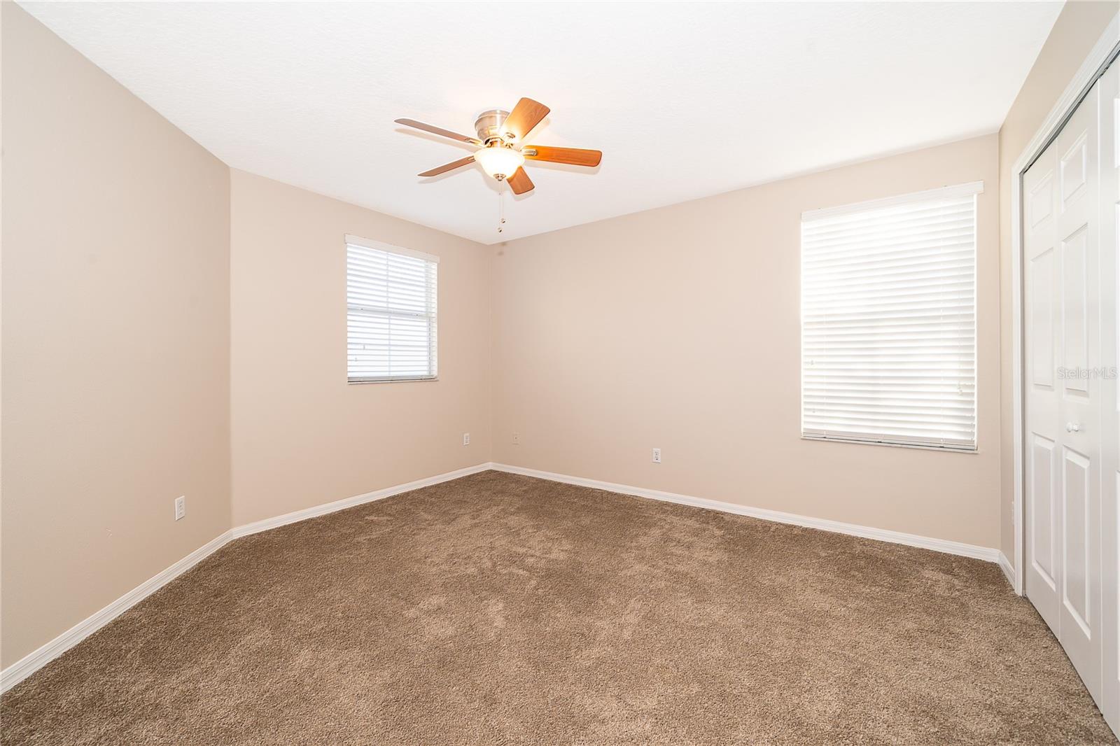 CLAYTON CROSSING TWNHMS SECOND AMD - Residential