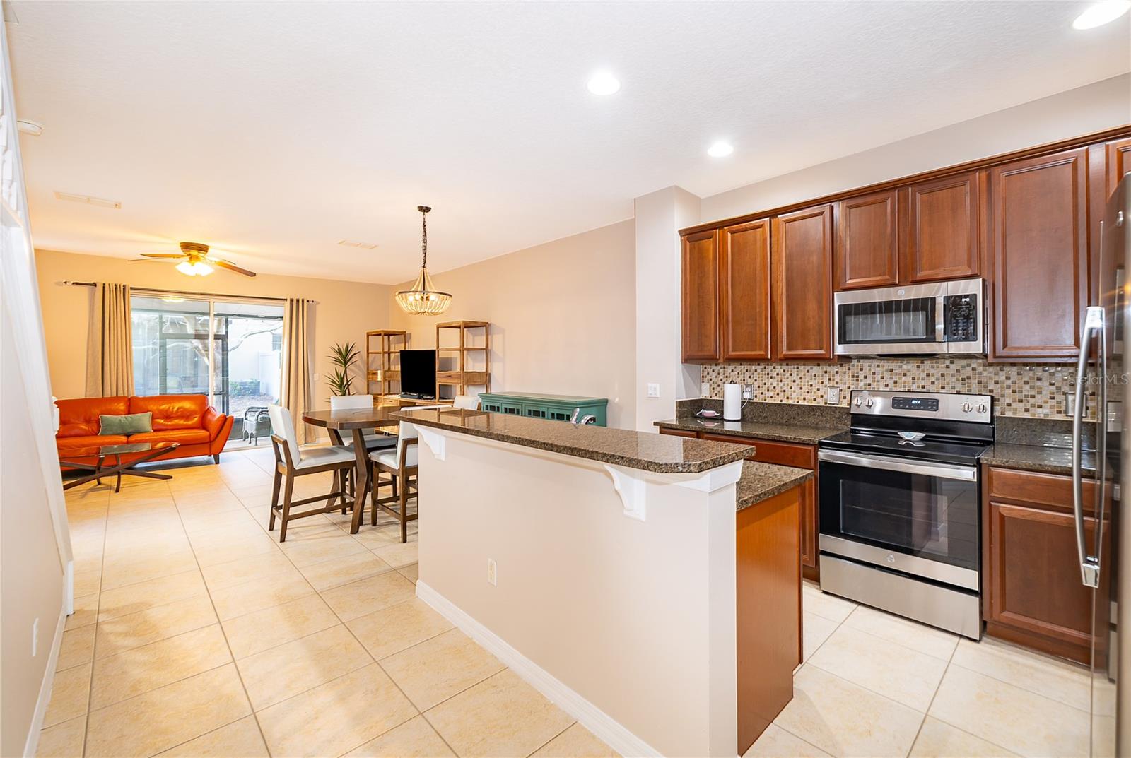 CLAYTON CROSSING TWNHMS SECOND AMD - Residential