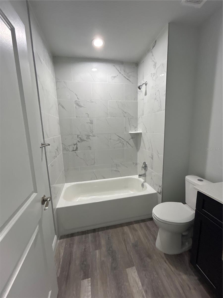 SEBRING HILLS SO - Residential Lease