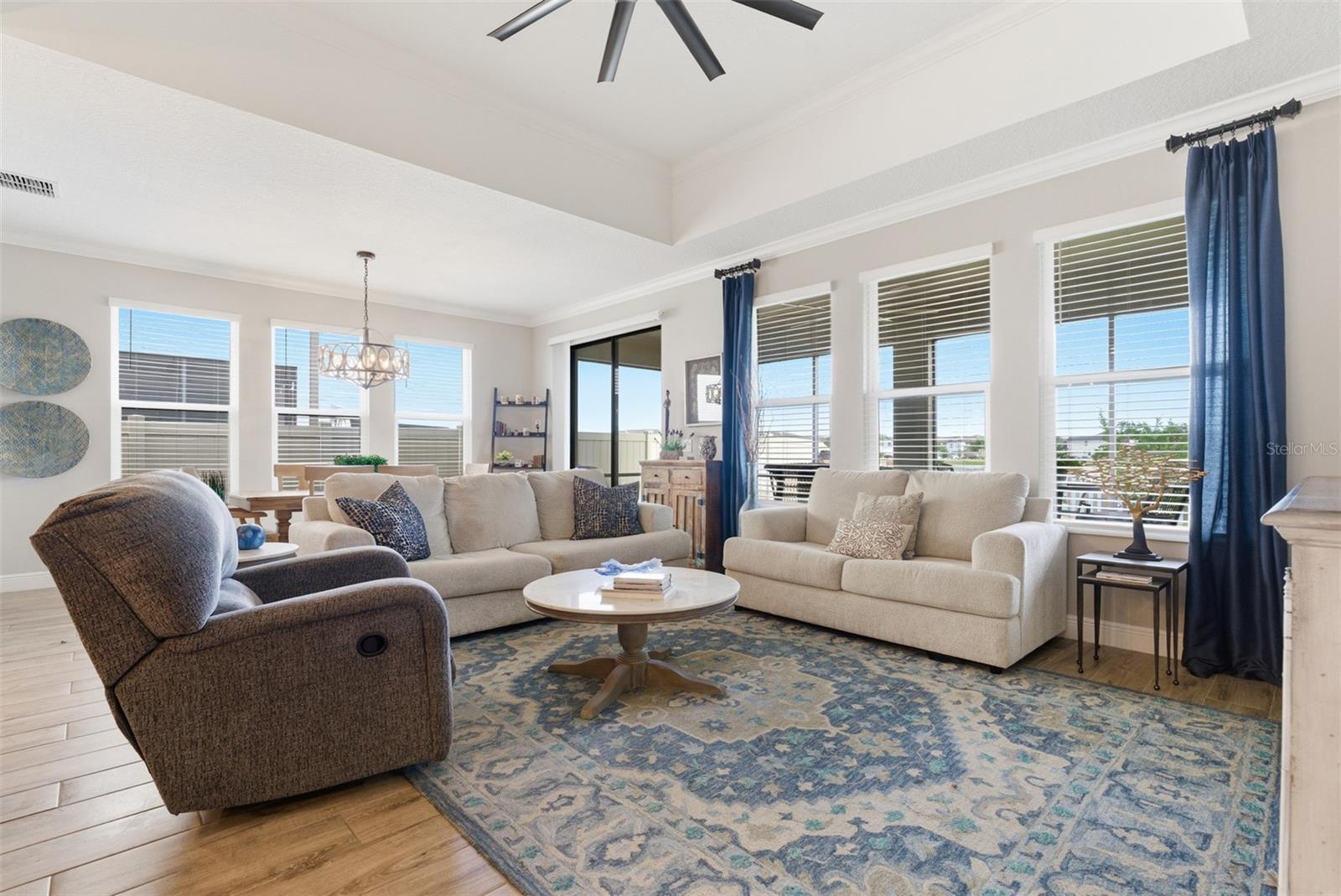 MITCHELL 54 WEST PH 3 - Residential