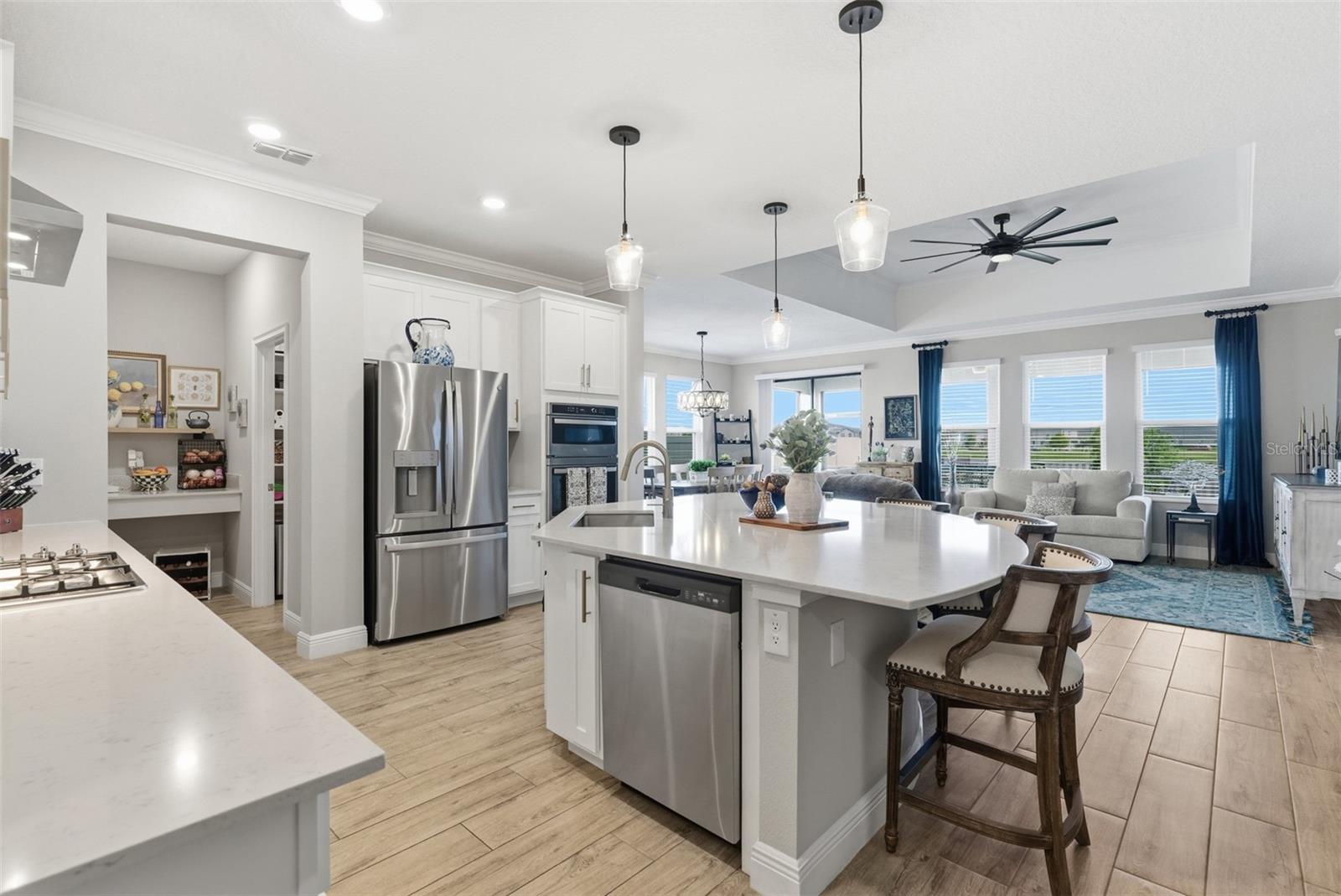 MITCHELL 54 WEST PH 3 - Residential