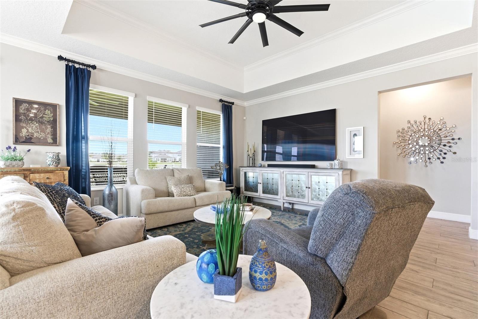 MITCHELL 54 WEST PH 3 - Residential