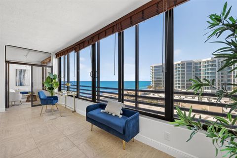 Photo of 1102 Benjamin Franklin Drive #PH 809, Sarasota, FL 34236 (MLS # A4676837)