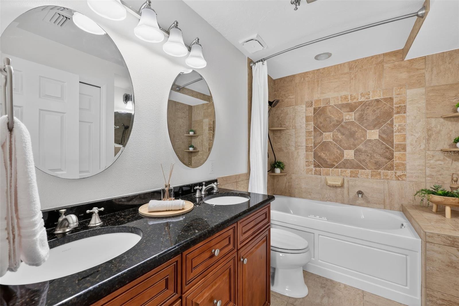 LIDO SURF AND SAND - Residential