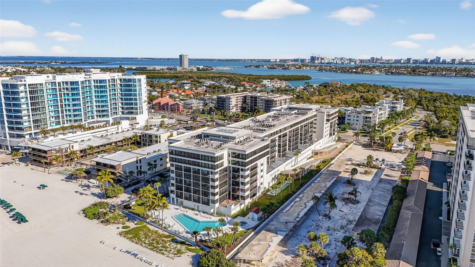 LIDO SURF AND SAND - Residential