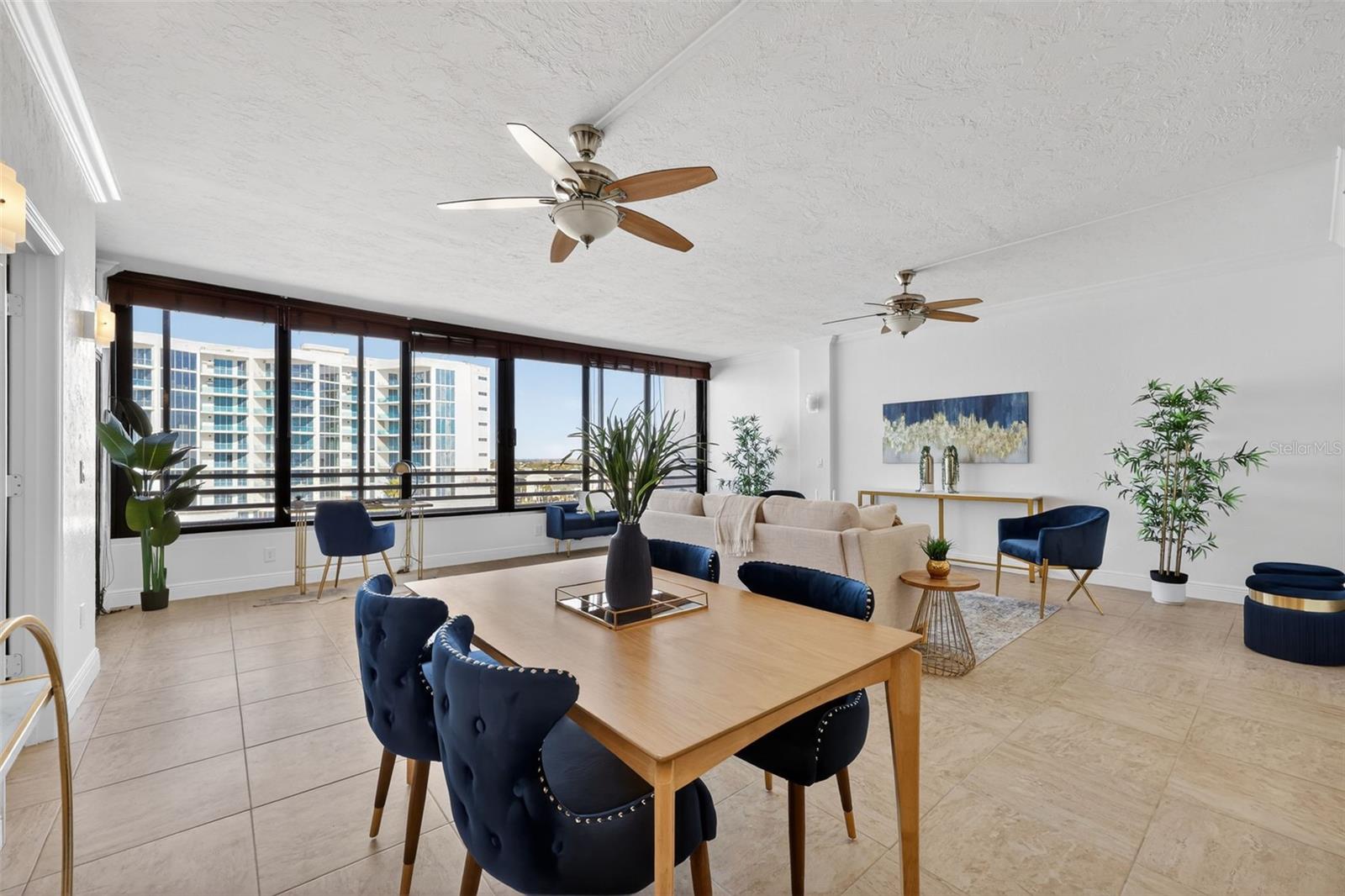 1102 BENJAMIN FRANKLIN DRIVE PH 809