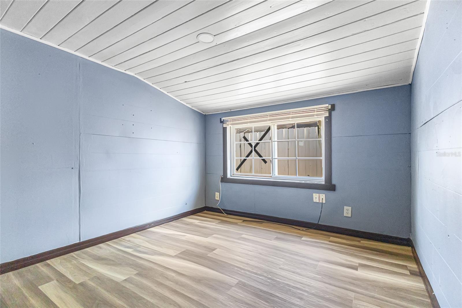 AUBURNDALE HEIGHTS - Residential Lease