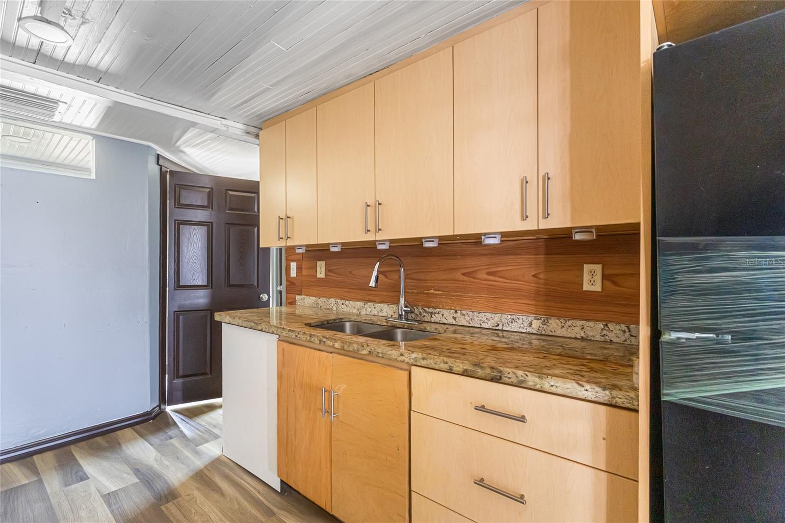 AUBURNDALE HEIGHTS - Residential Lease