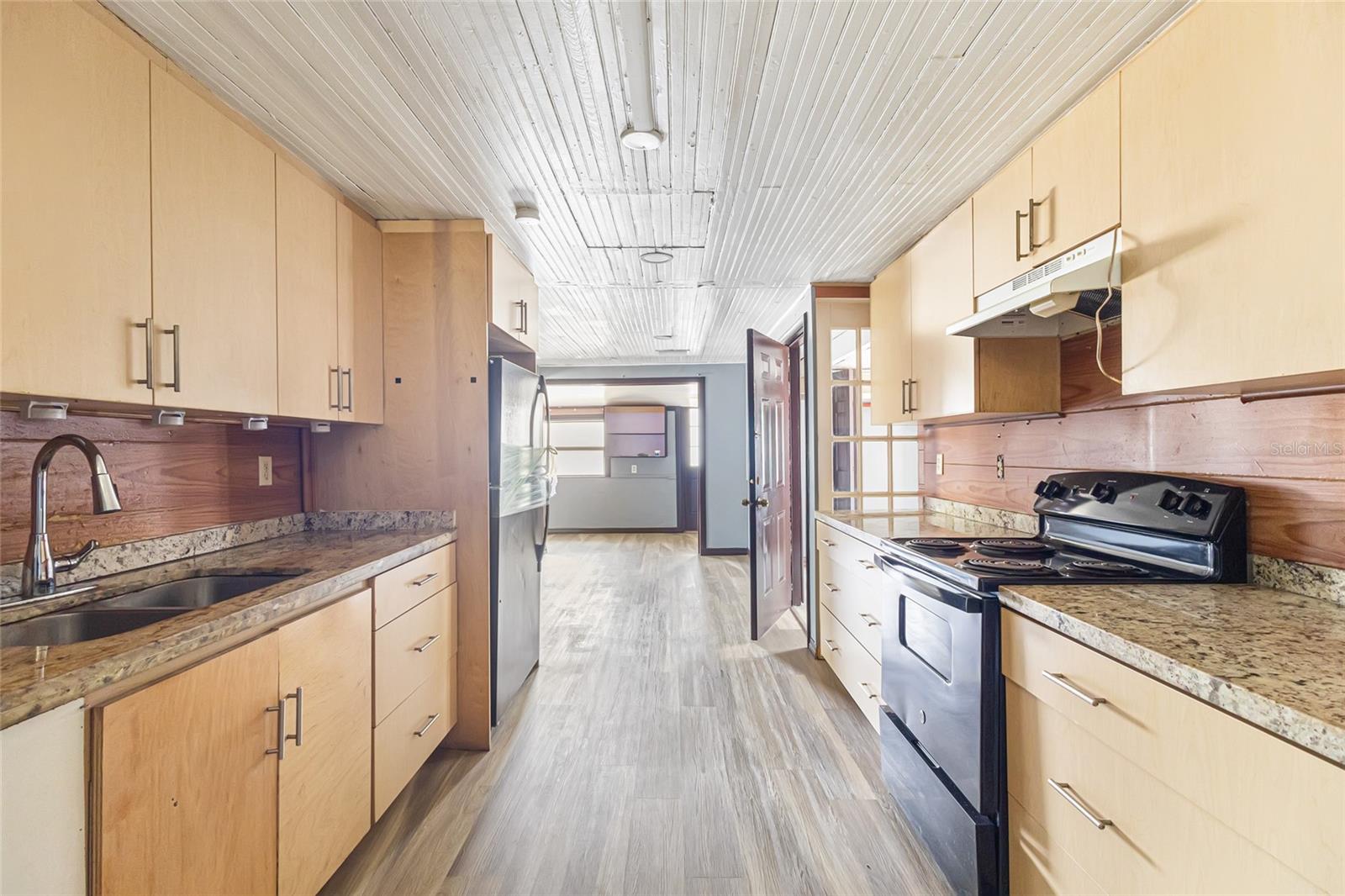 AUBURNDALE HEIGHTS - Residential Lease