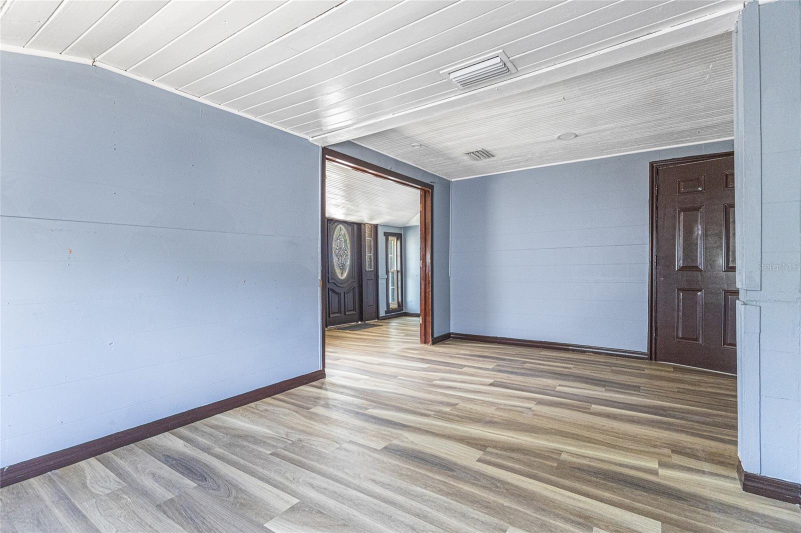 AUBURNDALE HEIGHTS - Residential Lease