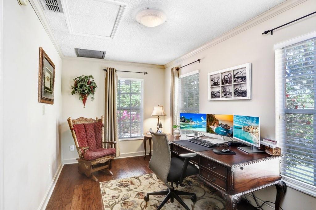 ACREAGE - Residential