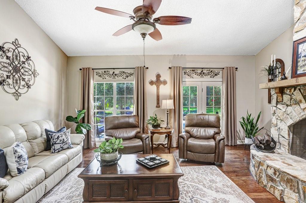 ACREAGE - Residential