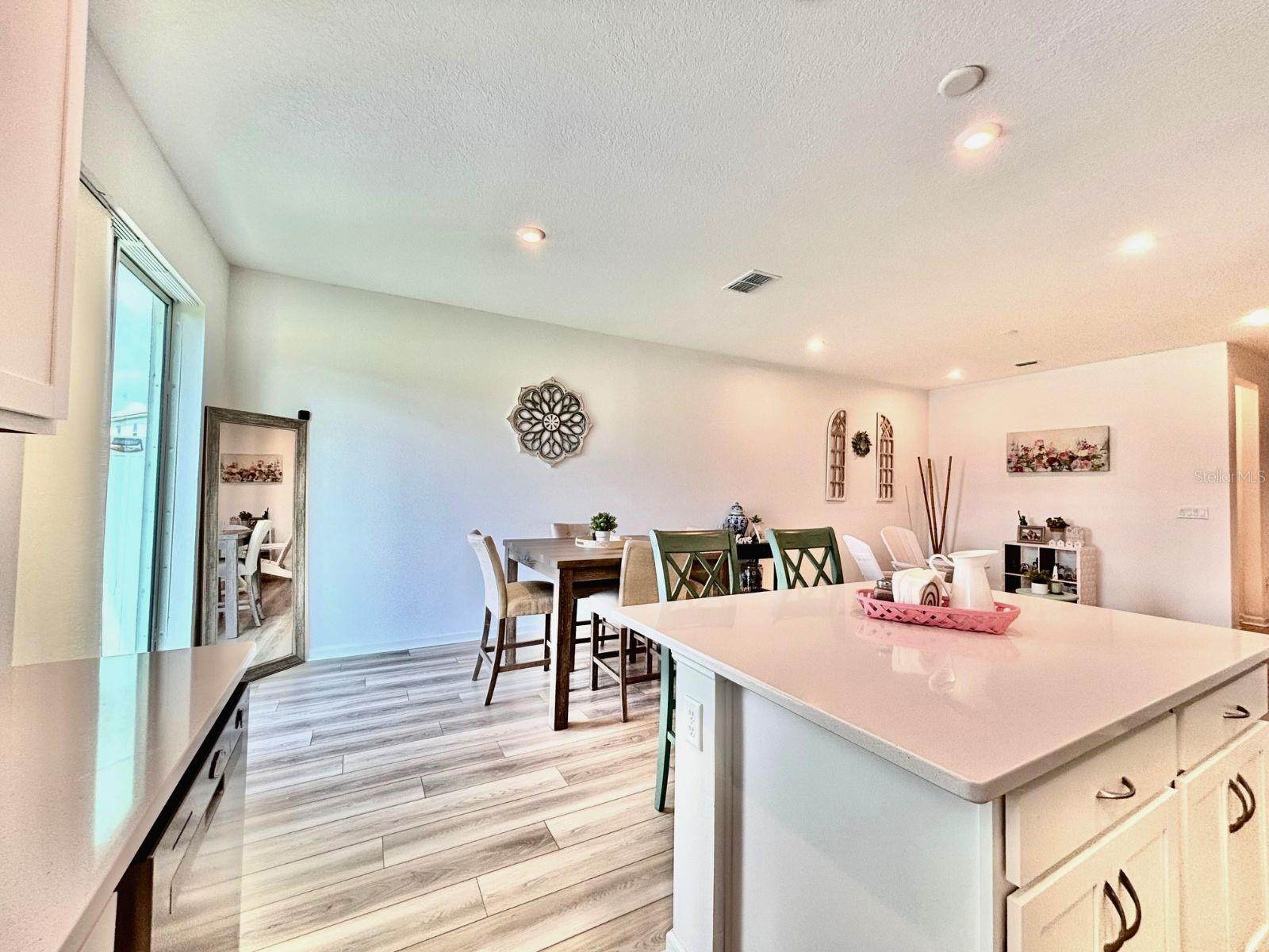 1005 SPRING PALMS LOOP