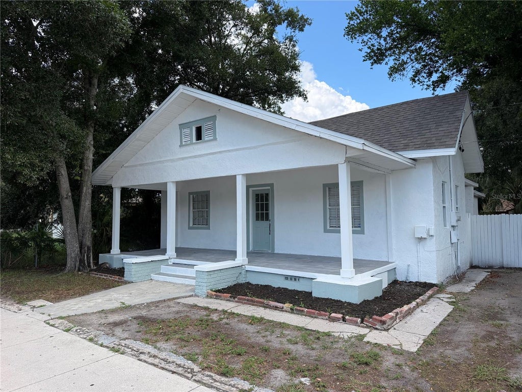 Photo of 2604 E Lake Avenue, Tampa, FL 33610 (MLS # TB8544462)