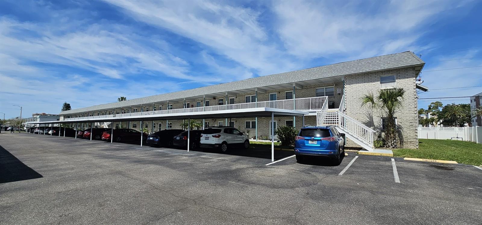 PARADISE SHORES - Residential Lease