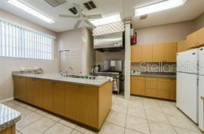PARADISE SHORES - Residential Lease