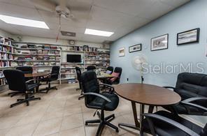 PARADISE SHORES - Residential Lease