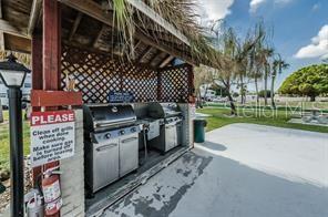 PARADISE SHORES - Residential Lease