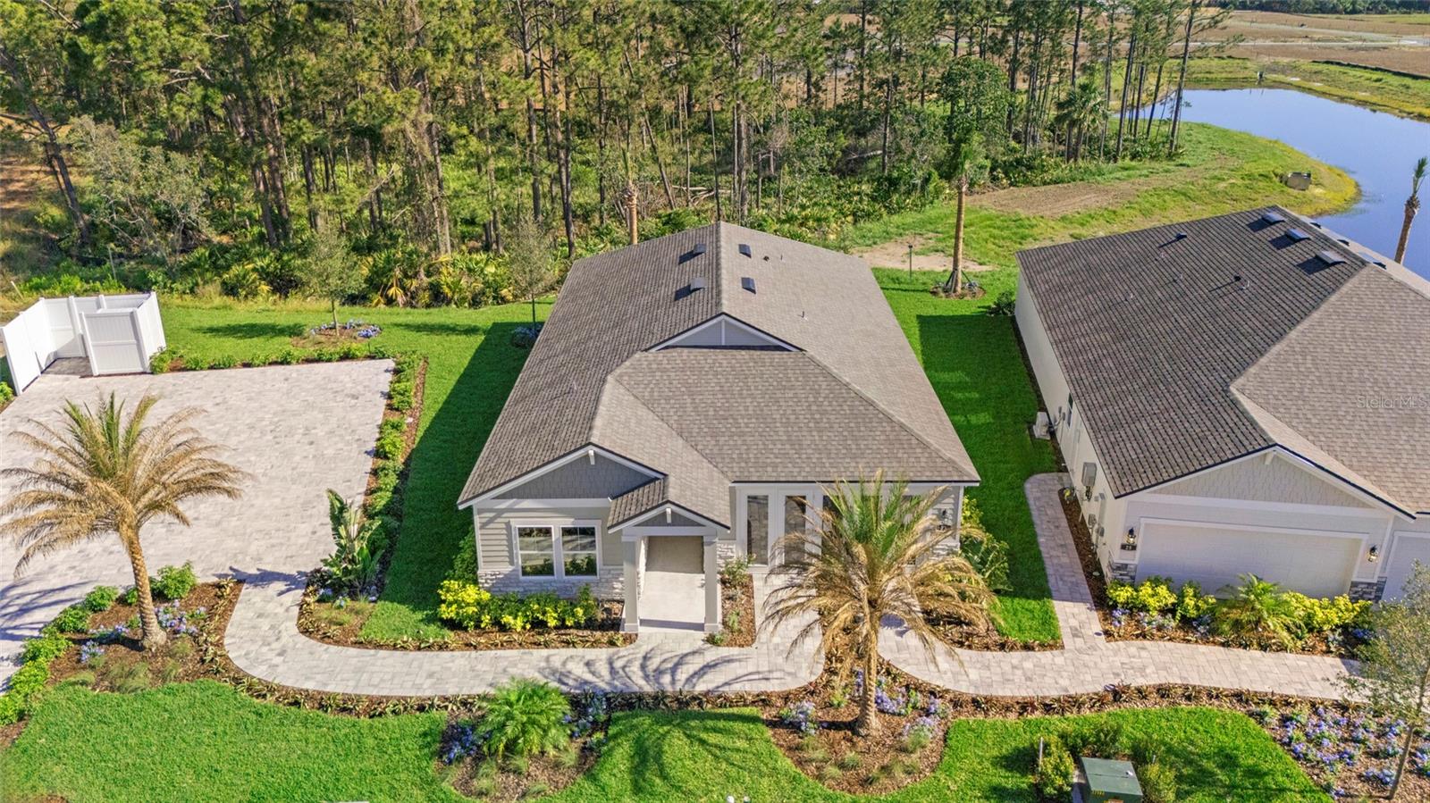 33 PERSEUS AVENUE