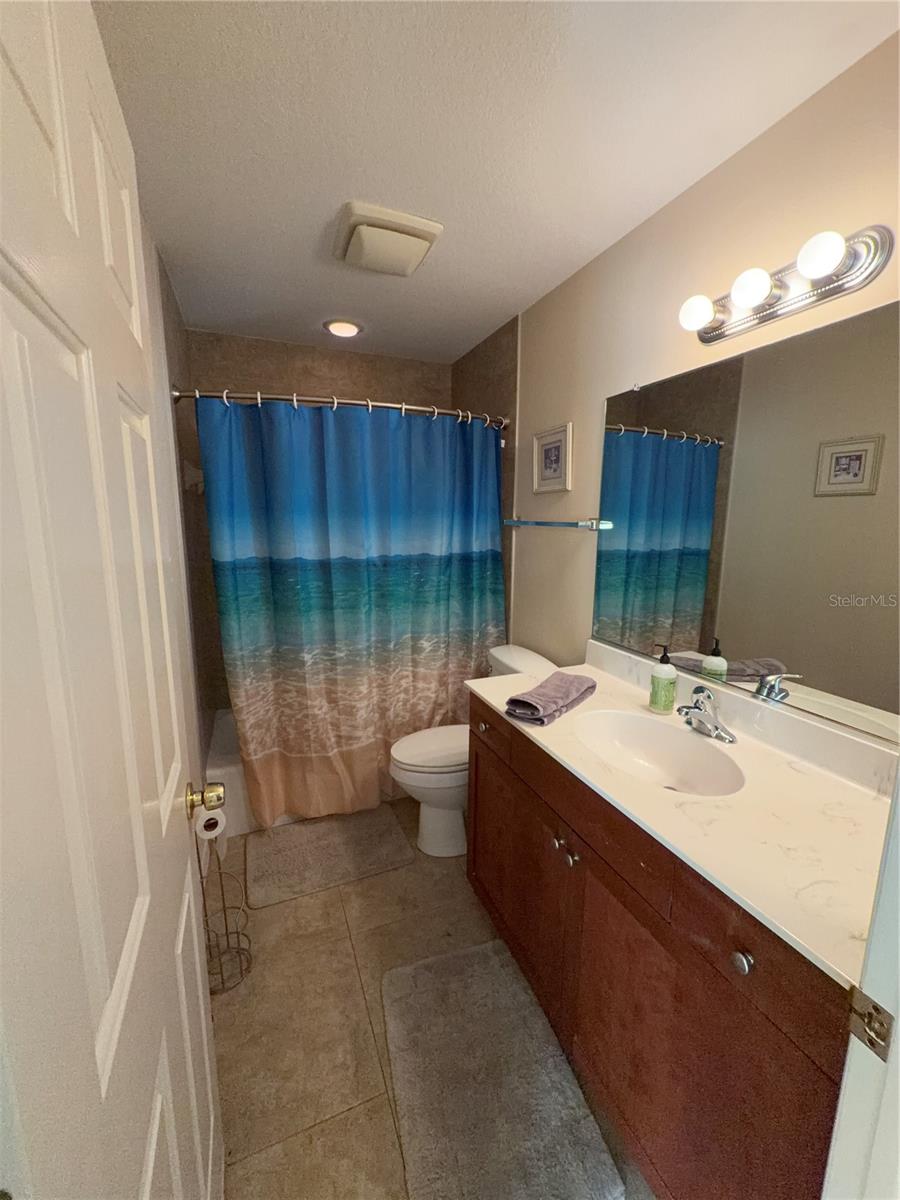 BEE RIDGE TOWN OF TOWNSITE - Residential Lease