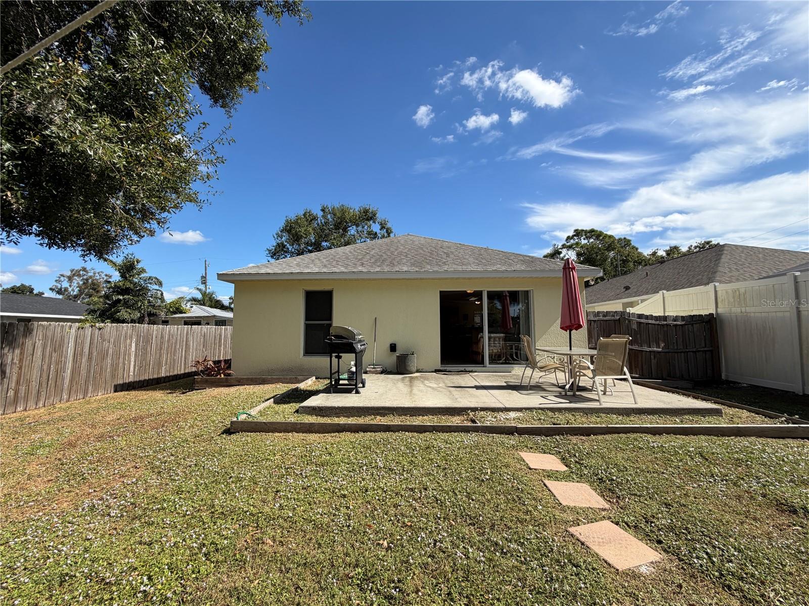 BEE RIDGE TOWN OF TOWNSITE - Residential Lease