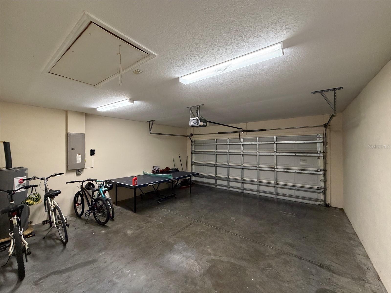 BEE RIDGE TOWN OF TOWNSITE - Residential Lease