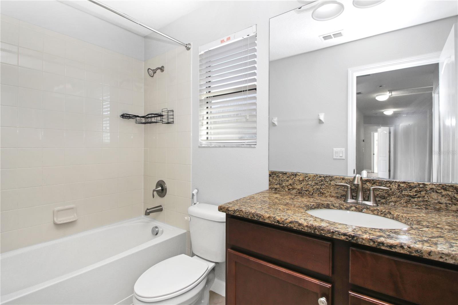 ALEXANDER RIDGE - Residential