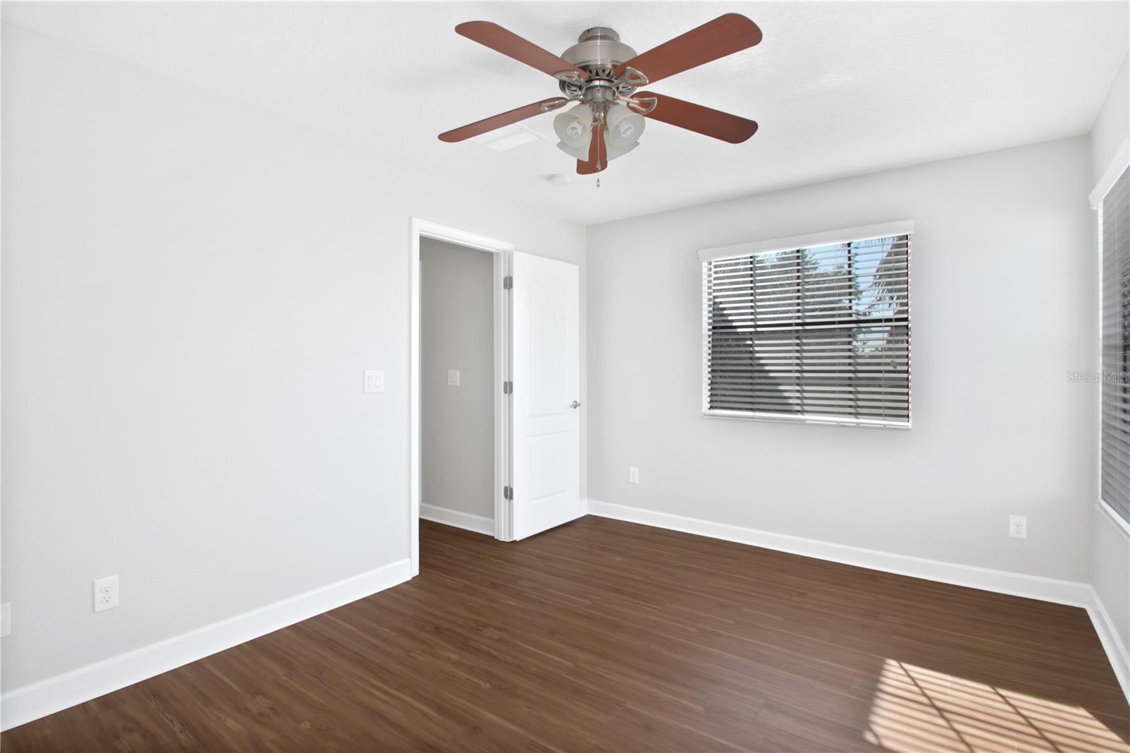 ALEXANDER RIDGE - Residential