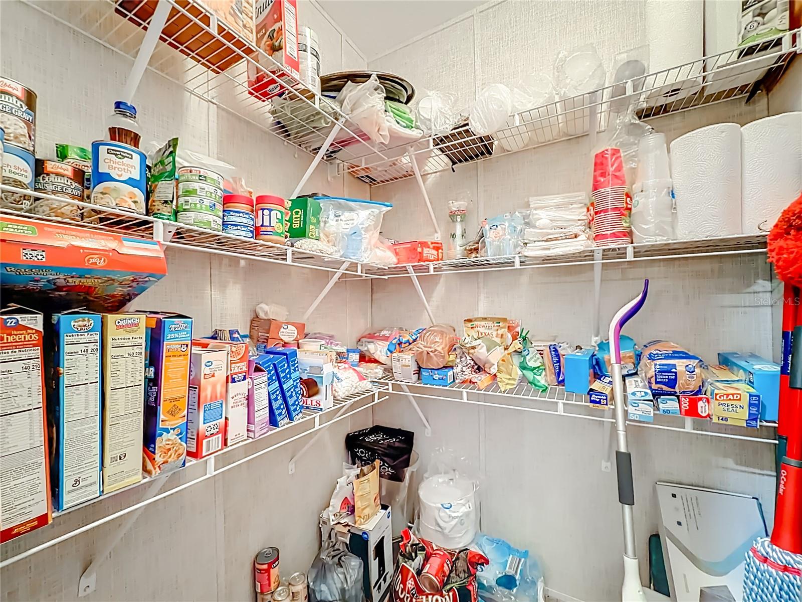 WILLISTON HLNDS - Residential