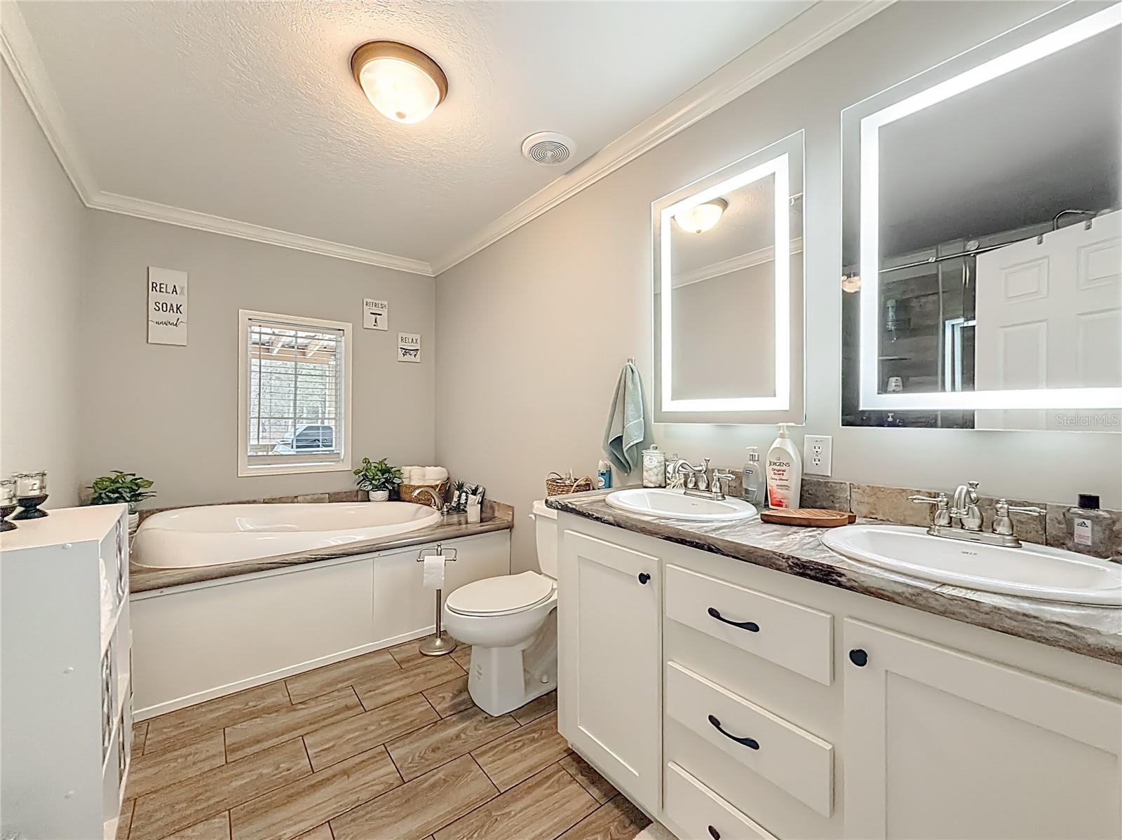 WILLISTON HLNDS - Residential