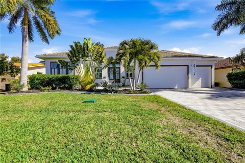 Photo of 740 Coronado Drive, Punta Gorda, FL 33950 (MLS # O6378301)