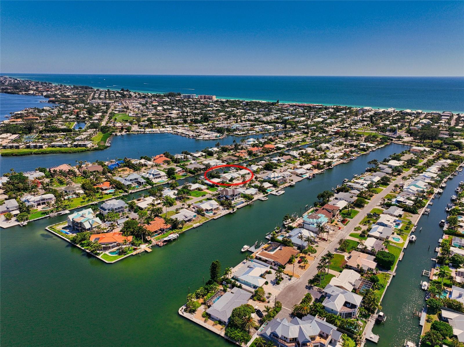 BAY PALMS 14TH UNIT - Residential