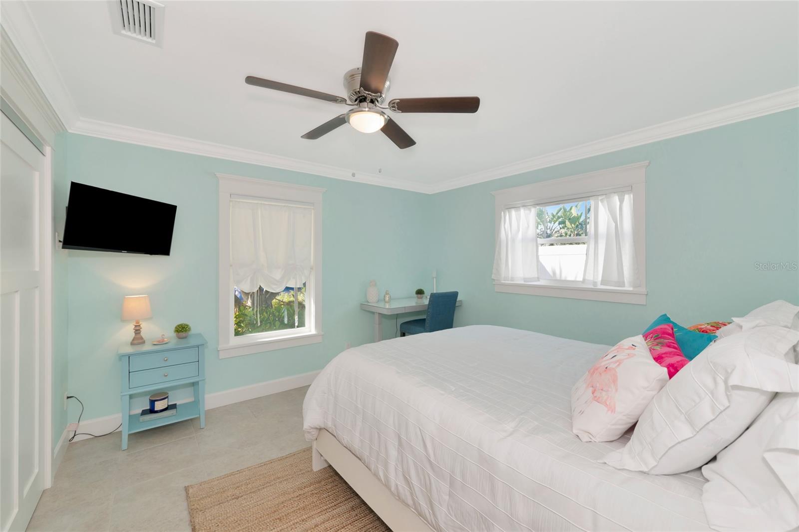 BAY PALMS 14TH UNIT - Residential