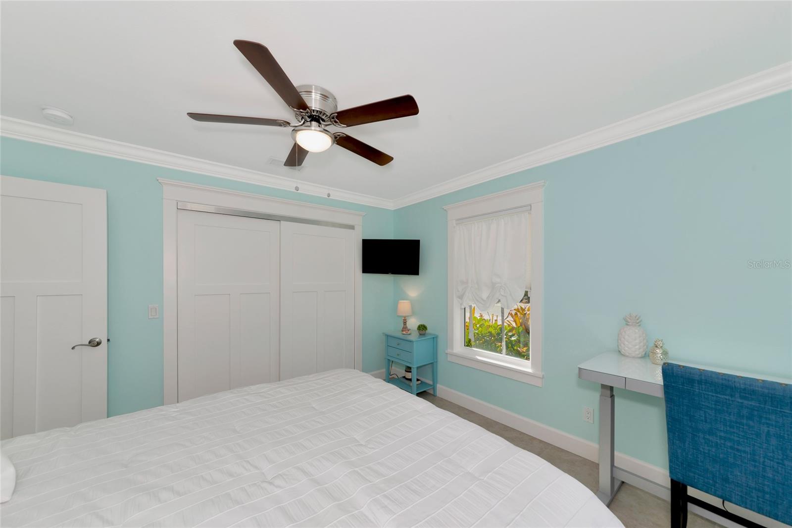 BAY PALMS 14TH UNIT - Residential