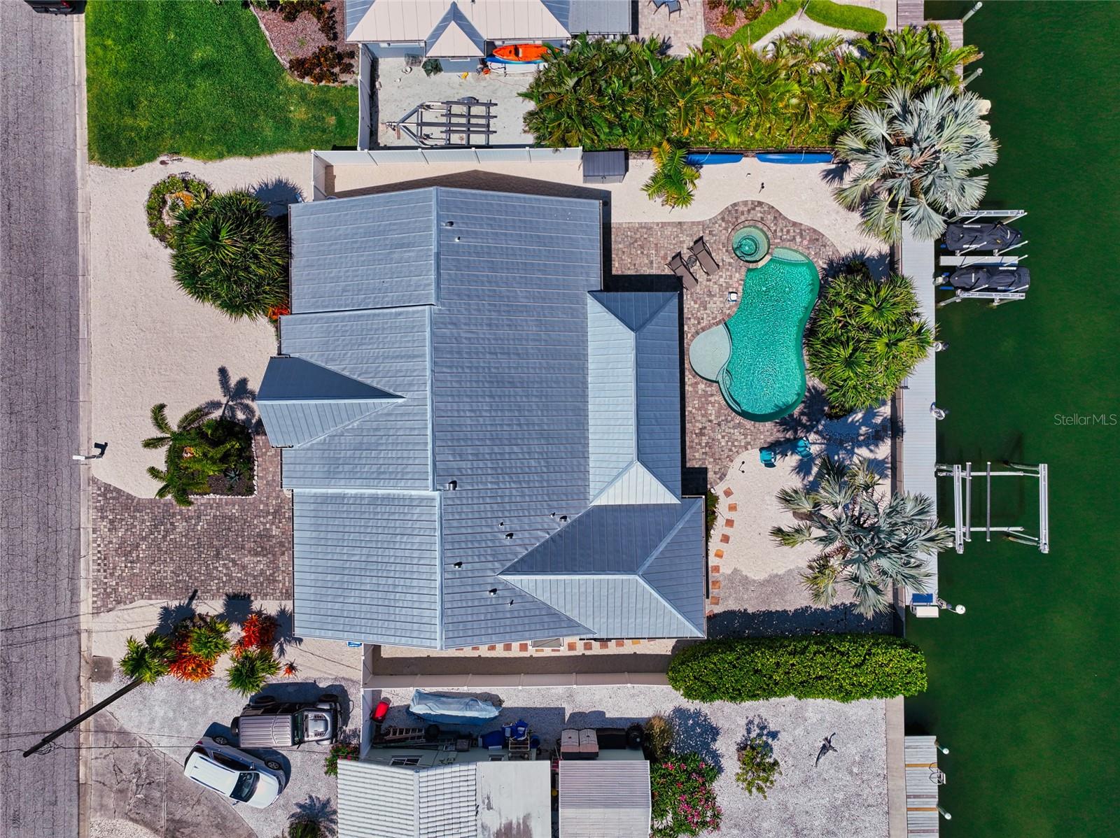 BAY PALMS 14TH UNIT - Residential