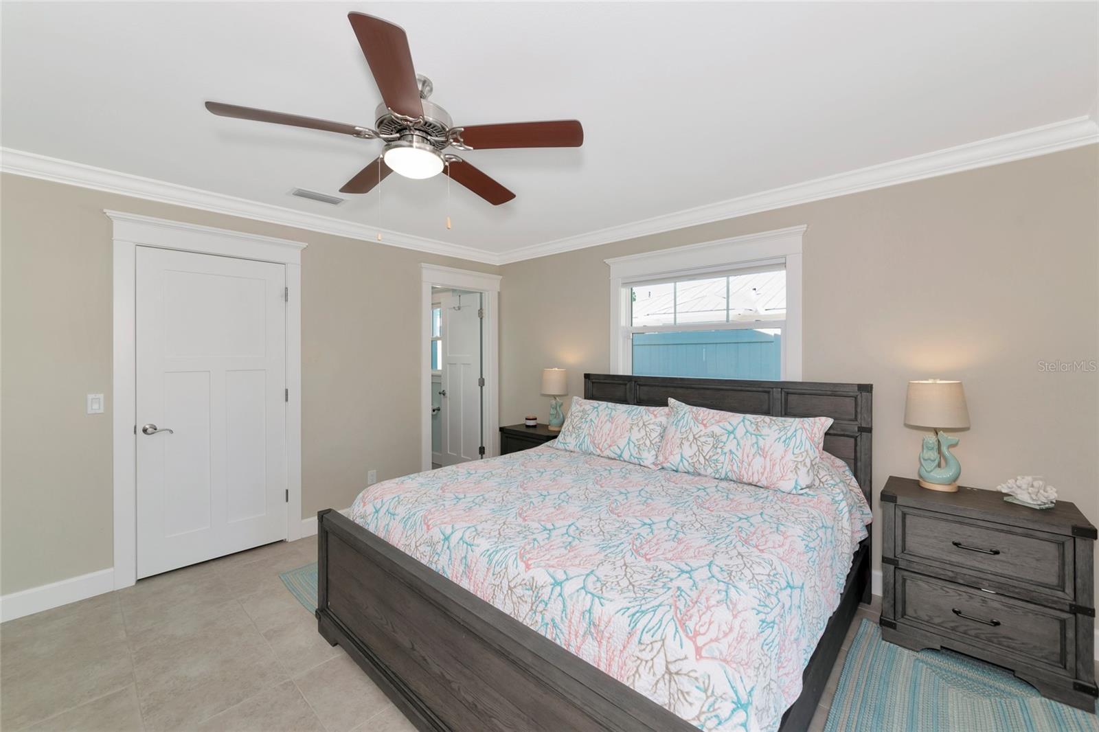 BAY PALMS 14TH UNIT - Residential