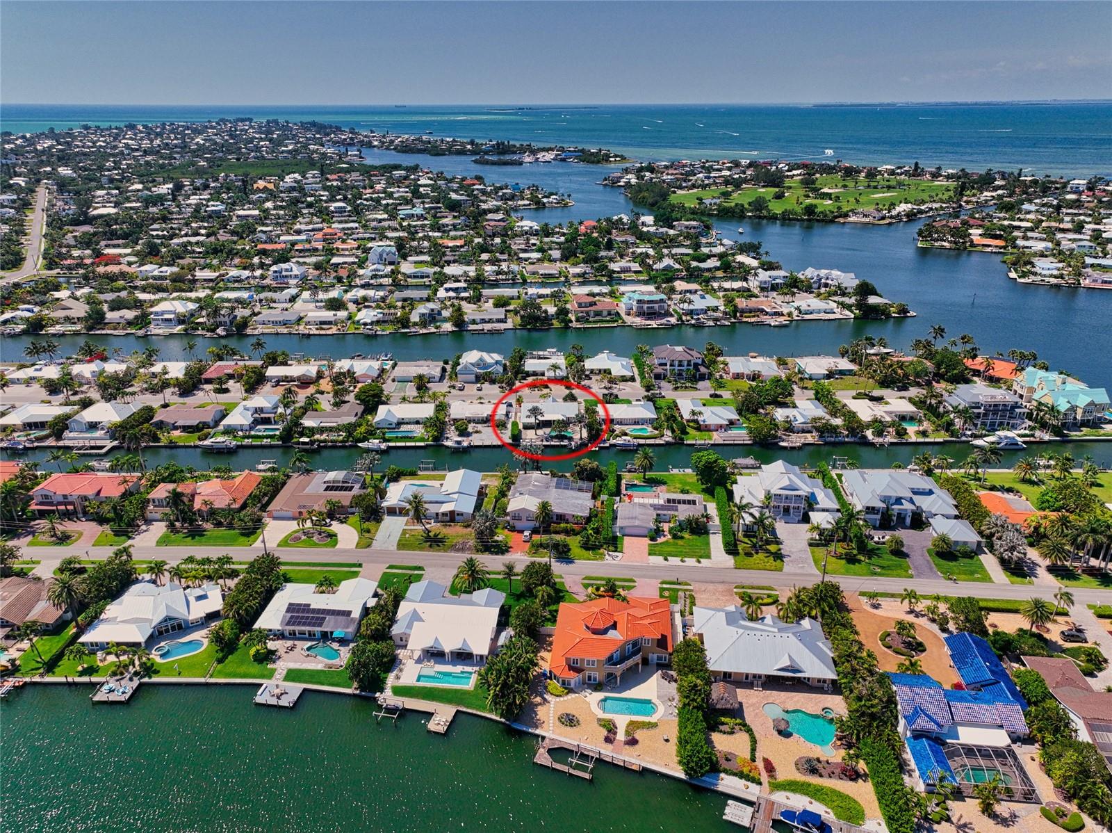 BAY PALMS 14TH UNIT - Residential