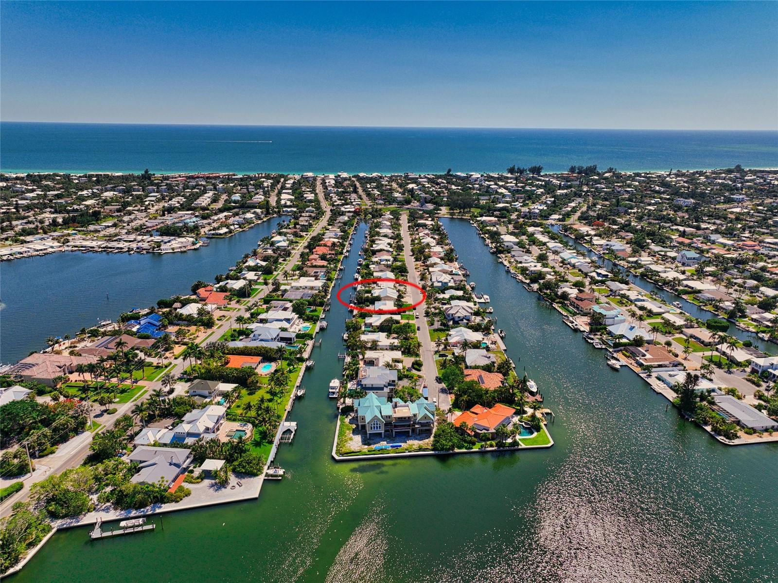 BAY PALMS 14TH UNIT - Residential