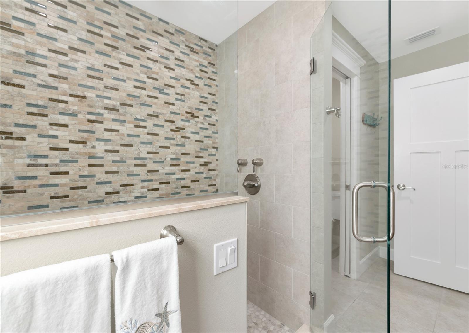BAY PALMS 14TH UNIT - Residential