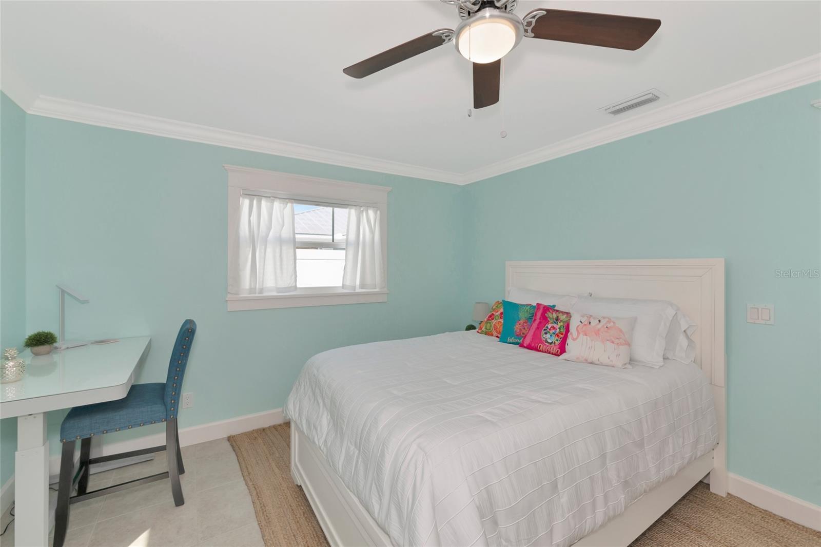 BAY PALMS 14TH UNIT - Residential