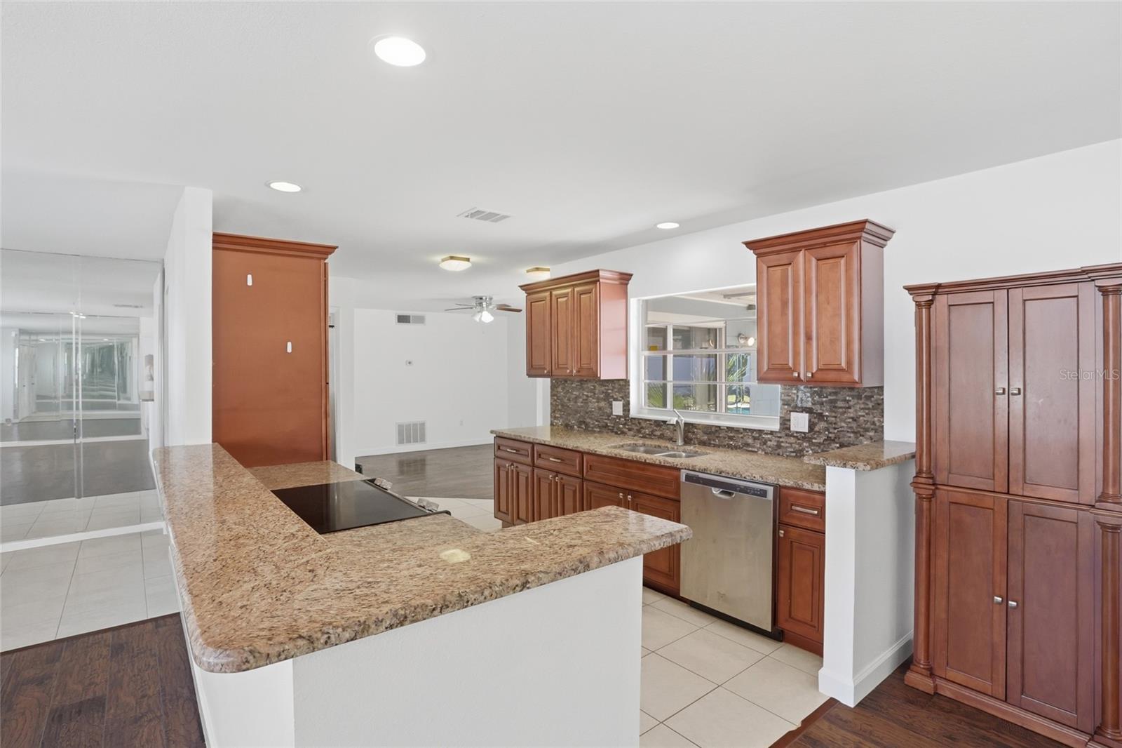 BEL AIRE WOODS FIFTH ADD - Residential