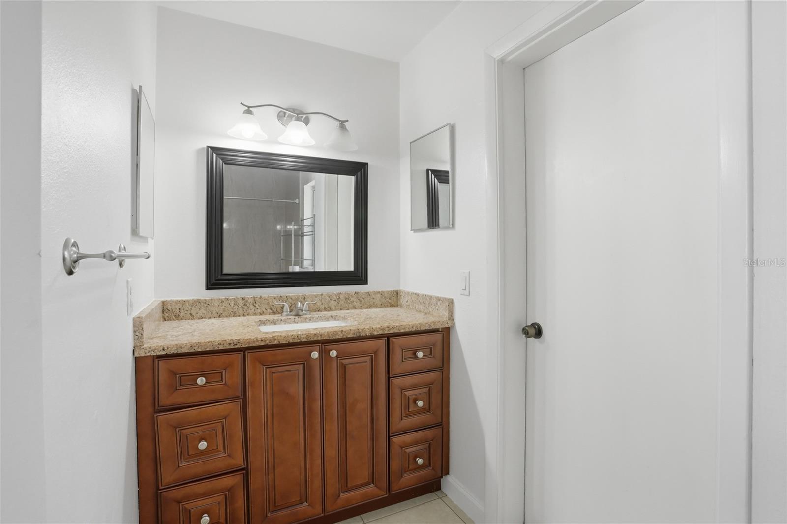 BEL AIRE WOODS FIFTH ADD - Residential