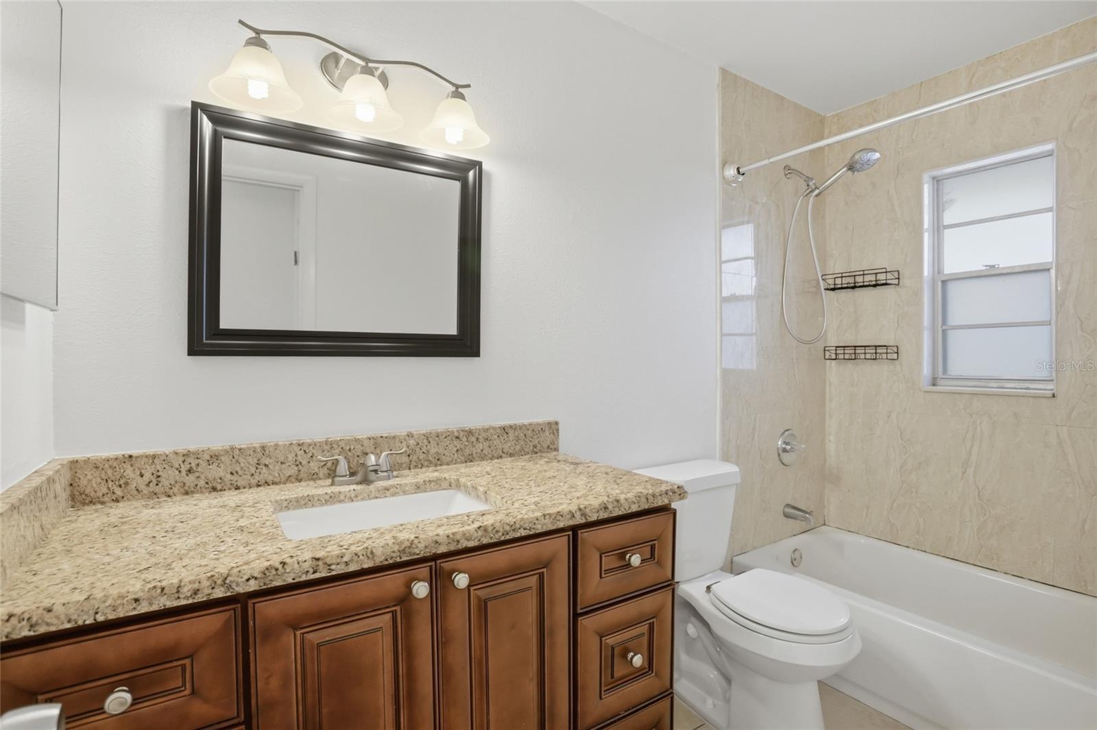BEL AIRE WOODS FIFTH ADD - Residential