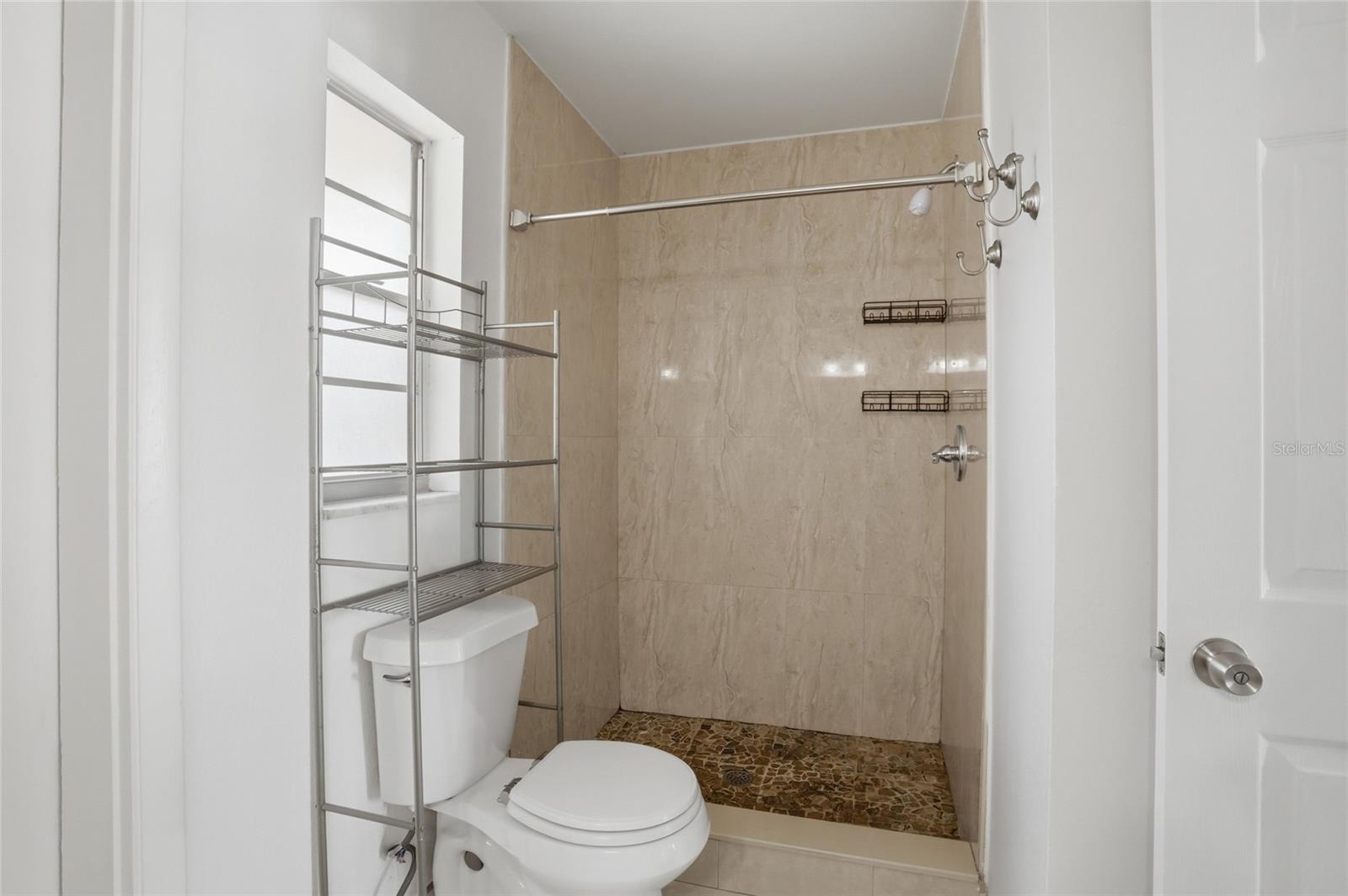 BEL AIRE WOODS FIFTH ADD - Residential