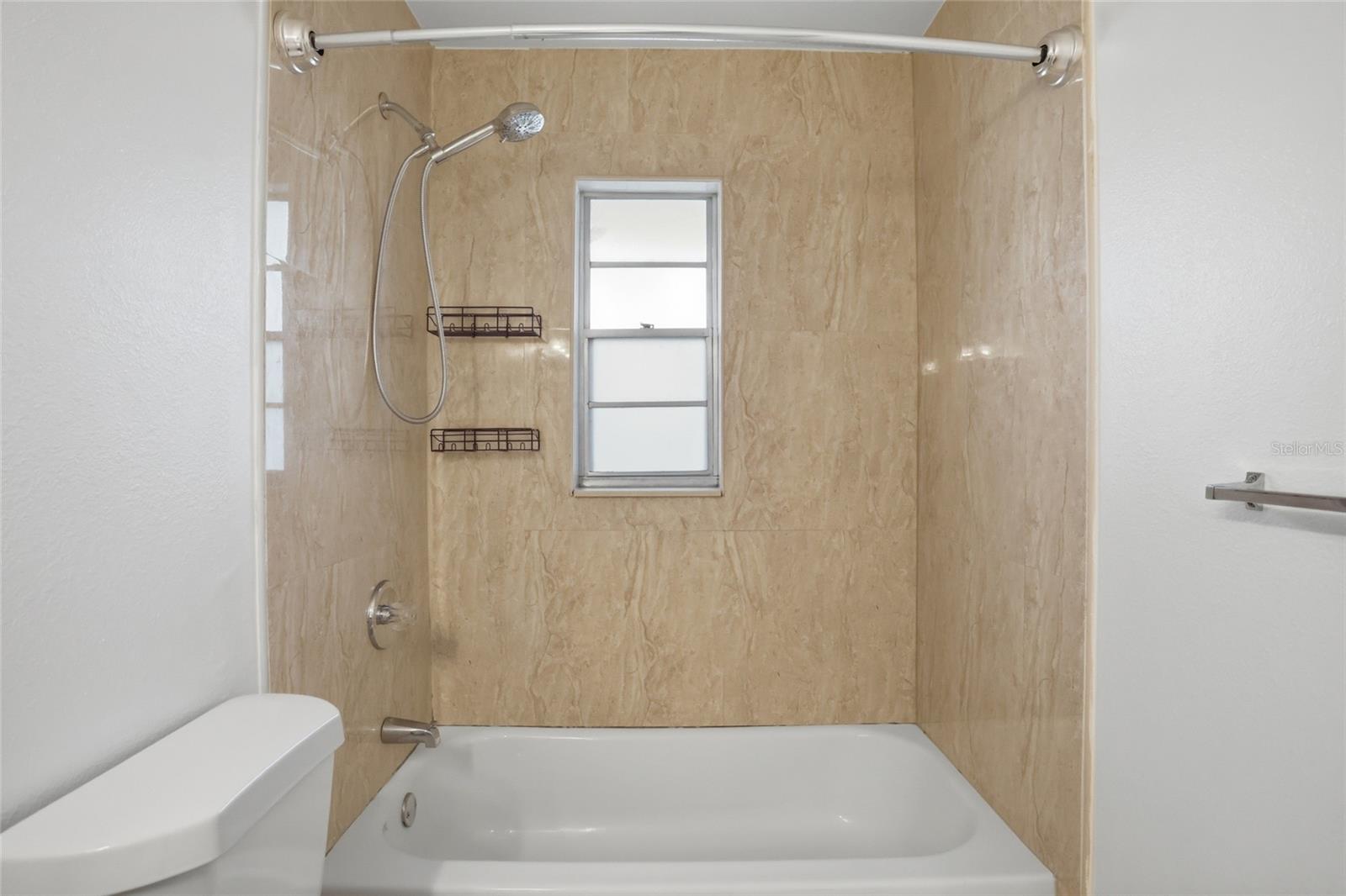 BEL AIRE WOODS FIFTH ADD - Residential